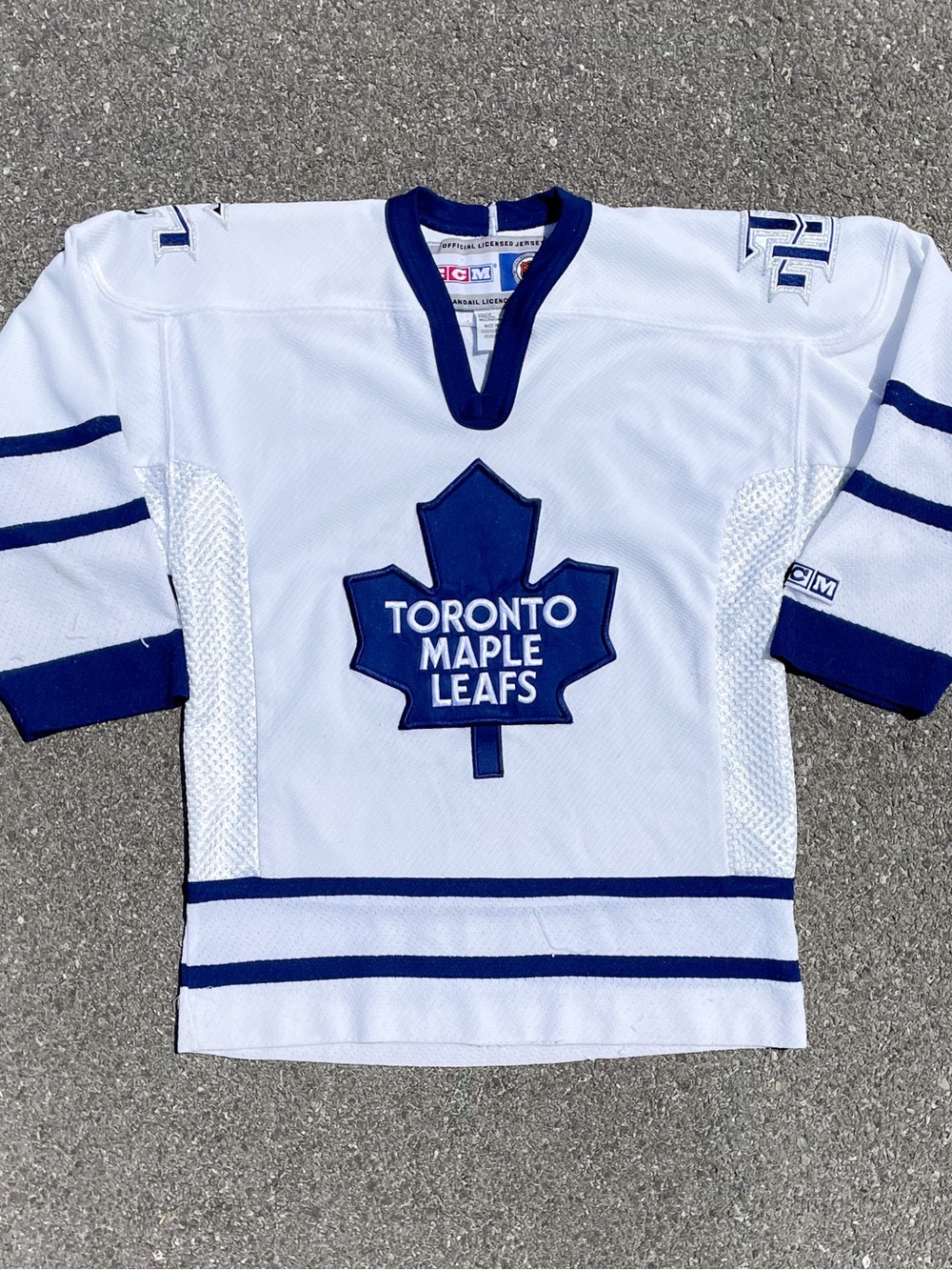 Vintage Toronto Maple Leafs CCM Hockey Jersey Youth L XL 2000s